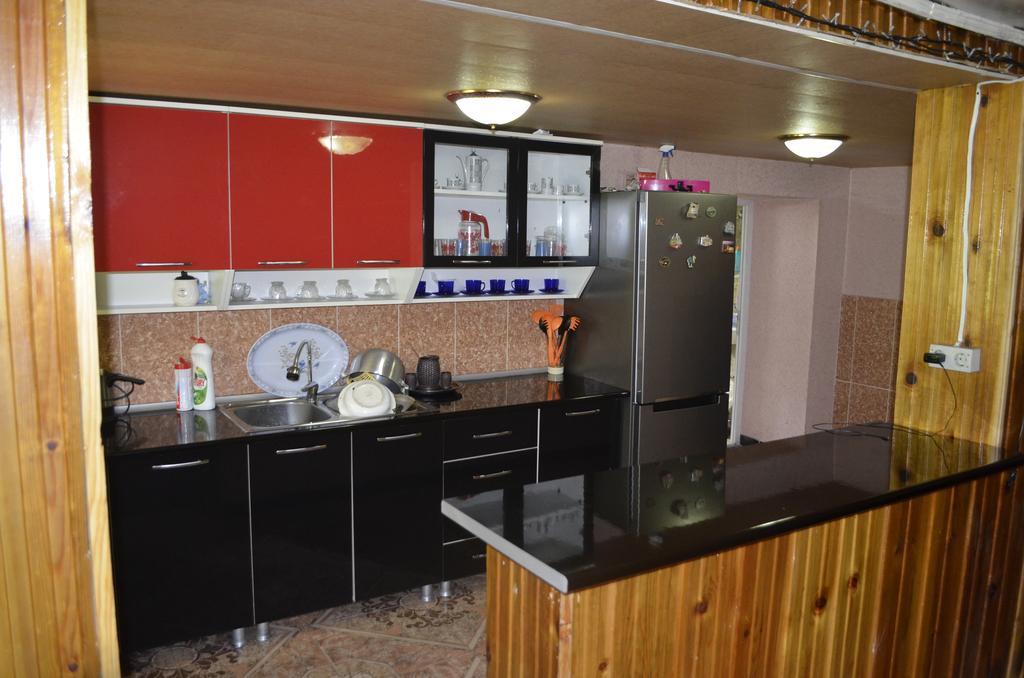 Maia'S Guesthouse Chvabiani ภายนอก รูปภาพ